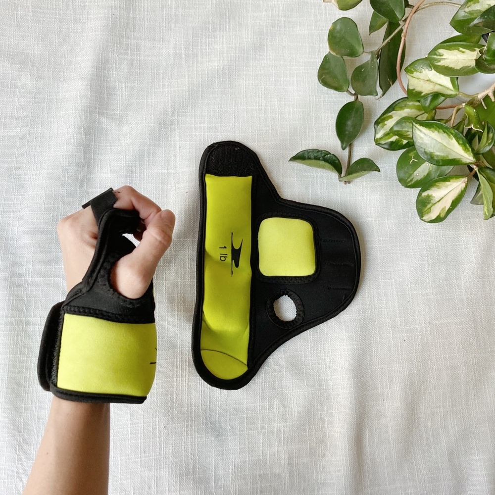 1lb weighted gloves